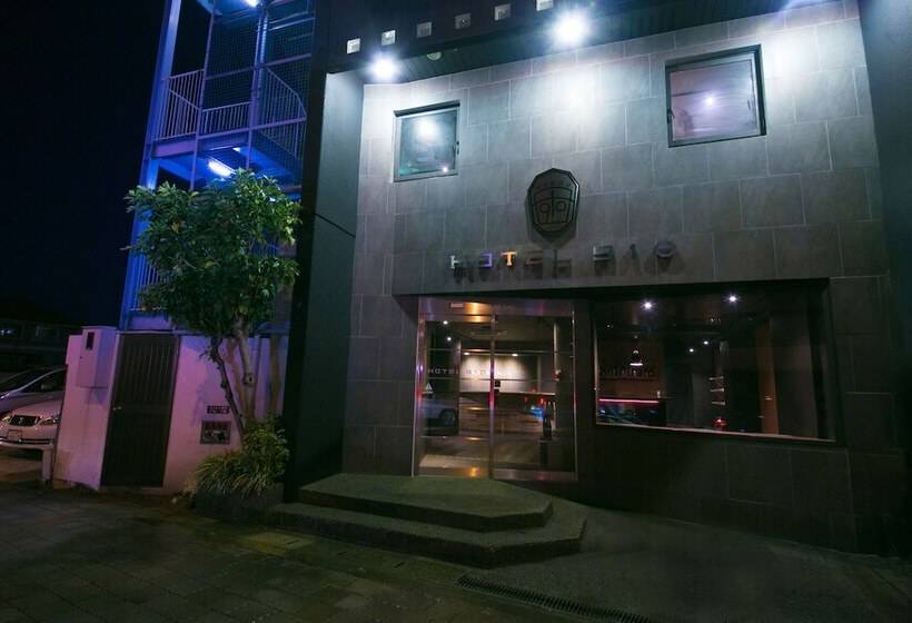 בית מלון כפרי 910