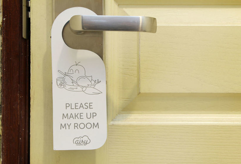 בית מלון כפרי Airy Alun Alun Mastrip 56 Blitar