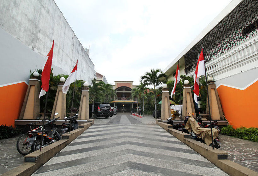 فندق Airy Alun Alun Mastrip 56 Blitar