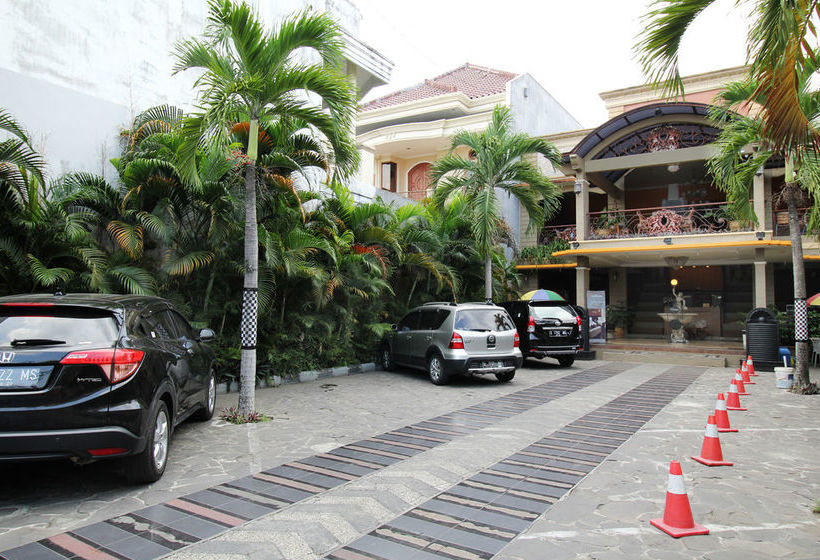 בית מלון כפרי Airy Alun Alun Mastrip 56 Blitar