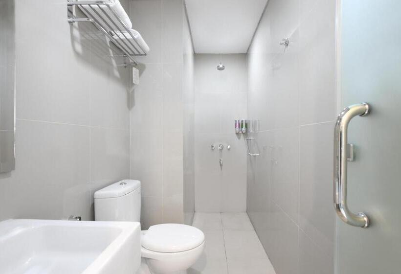 Amaris Hotel Margorejo Surabaya