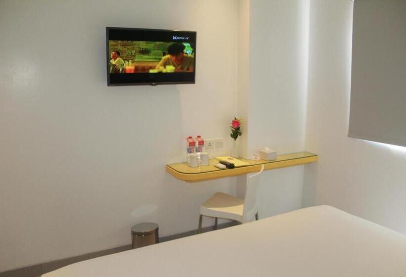 Amaris Hotel Margorejo Surabaya