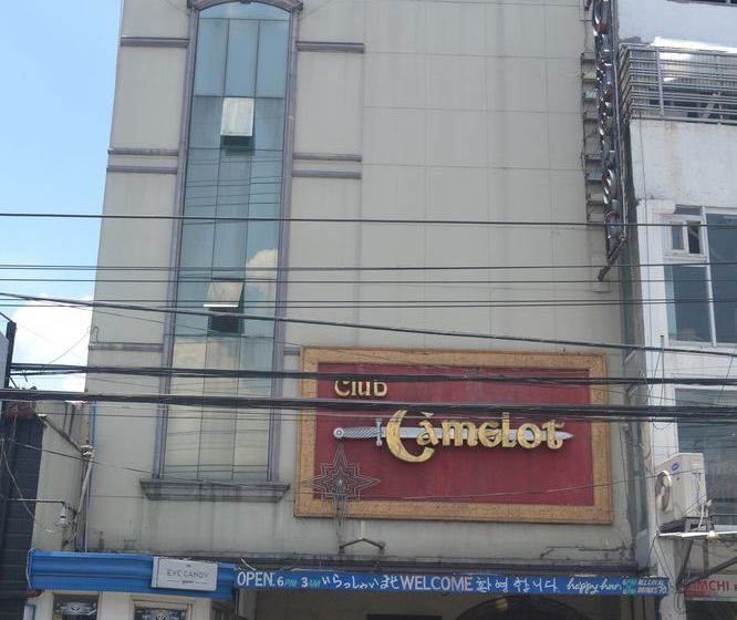 فندق Apartelle Royal