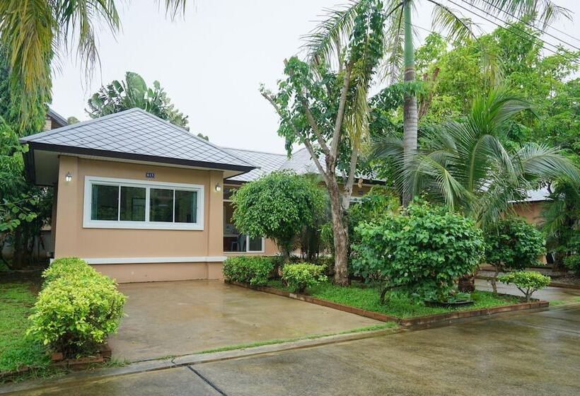 فندق Baan Faa Talaychan Resort