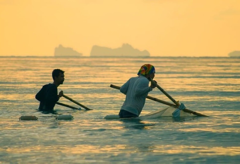 בית מלון כפרי Baan Talay   Thungwualaen