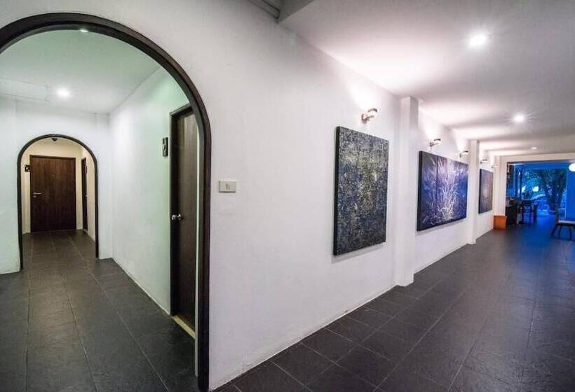 בית מלון כפרי Baan Talay   Thungwualaen