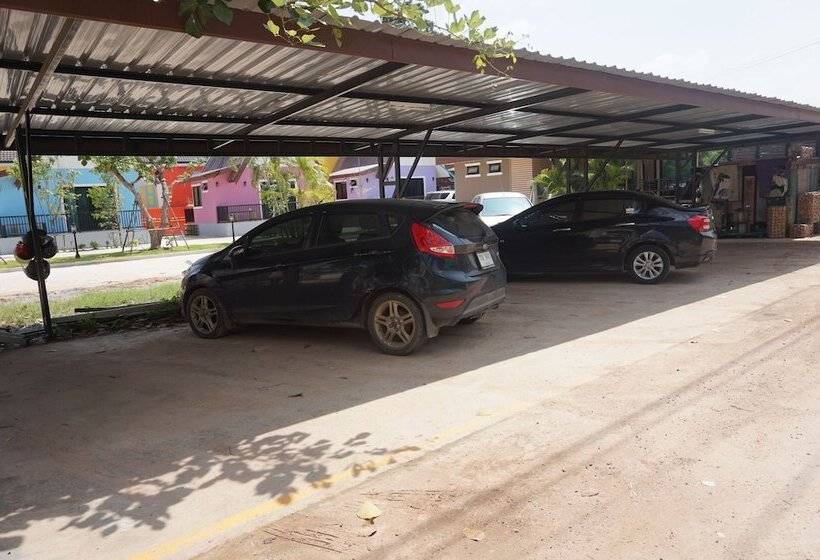 فندق Banana Park