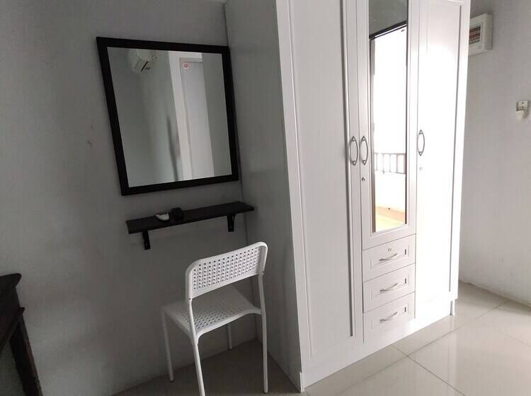 فندق Banana Park