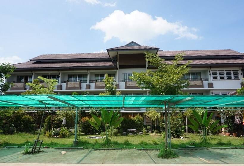 فندق Banana Park