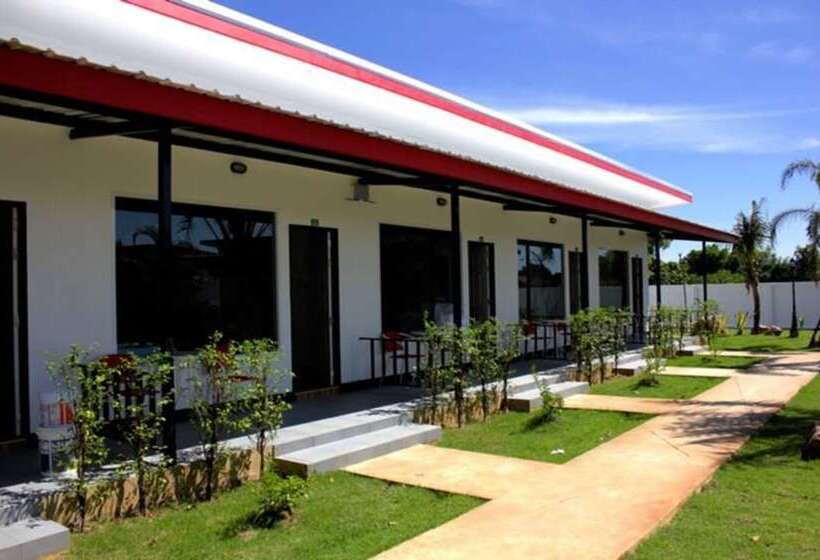 בית מלון כפרי Cape Go Resort