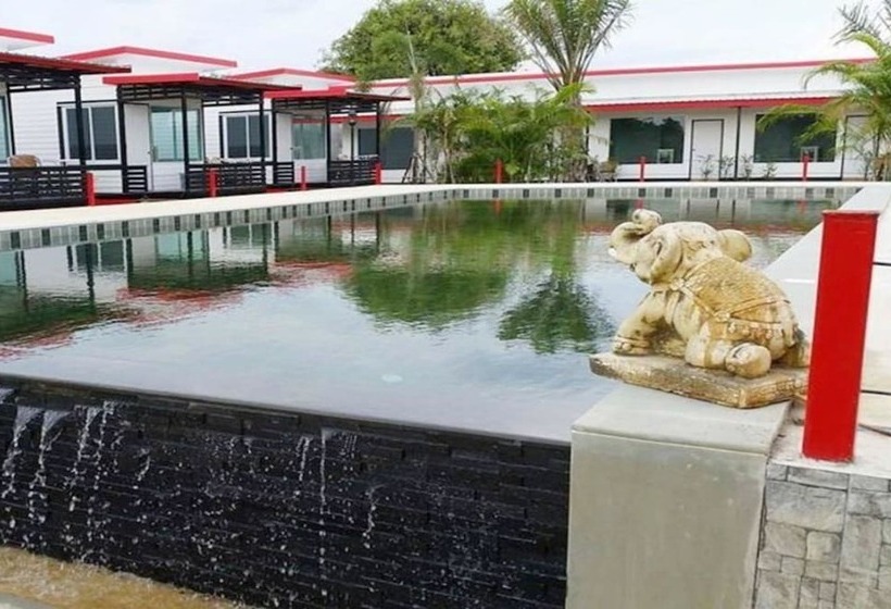 בית מלון כפרי Cape Go Resort