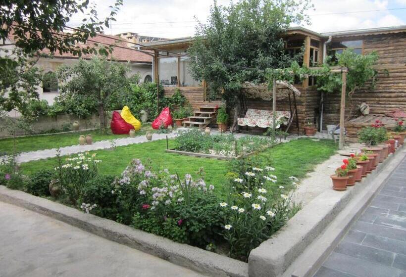 酒店 Falcon Cave Suites