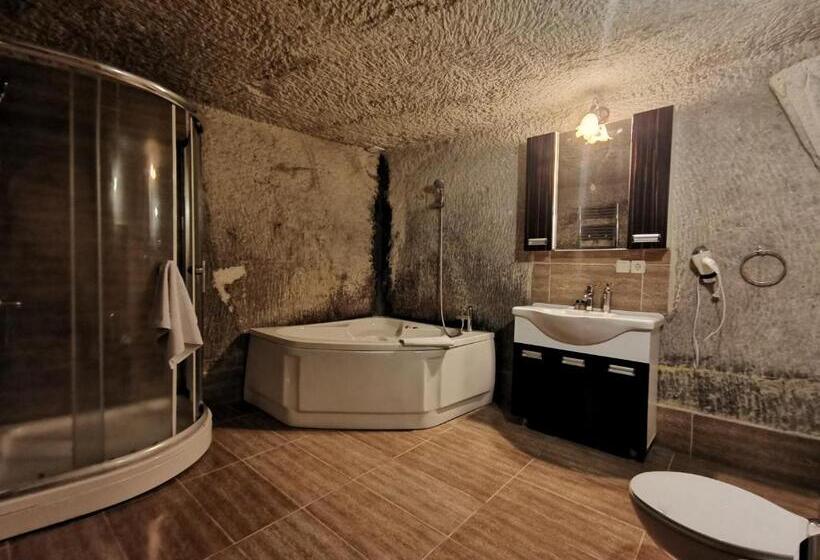 酒店 Falcon Cave Suites