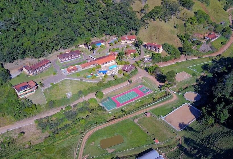 فندق Fazenda Village Montana