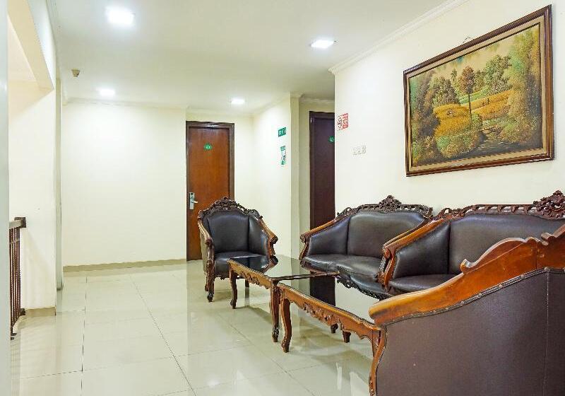 ホテル Fiducia Otista 153