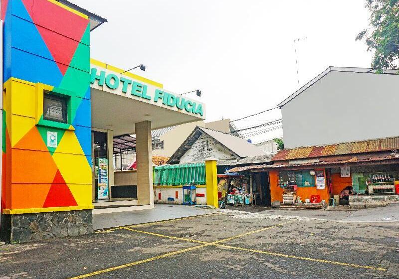 ホテル Fiducia Otista 153