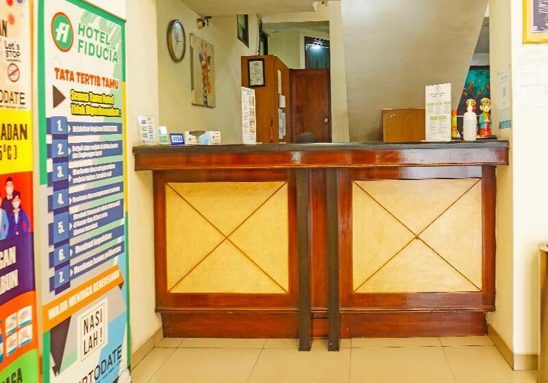 ホテル Fiducia Otista 153