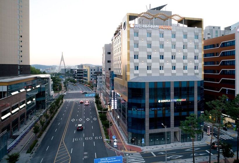 호텔 Golden Business