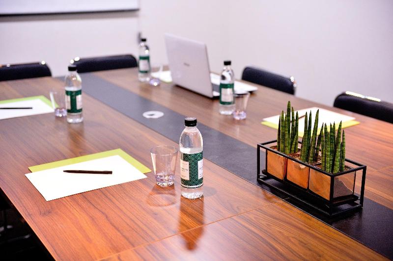 호텔 Golden Business