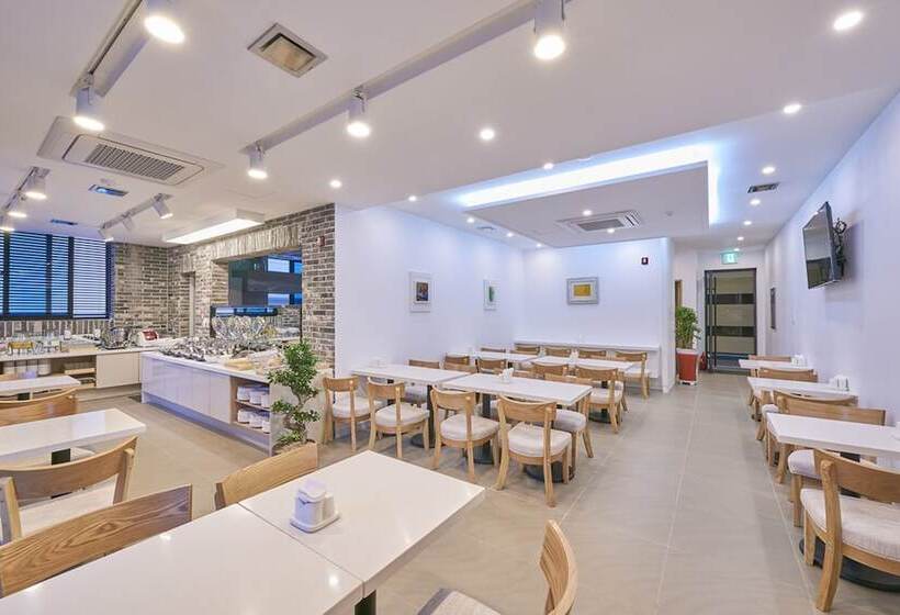 فندق Gwangju Madrid