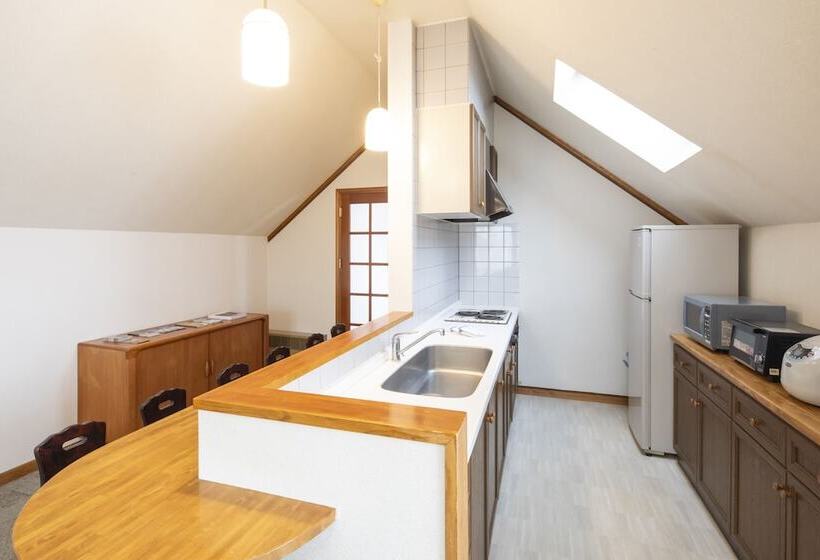 בית מלון כפרי The Heritage