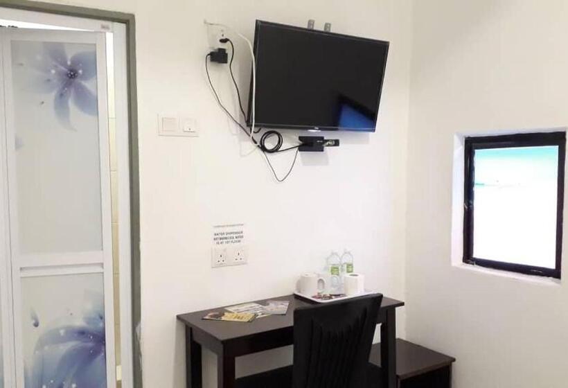 בית מלון כפרי Max Ferringhi