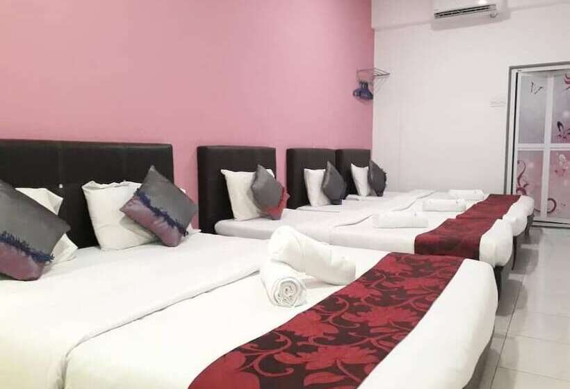 בית מלון כפרי Max Ferringhi