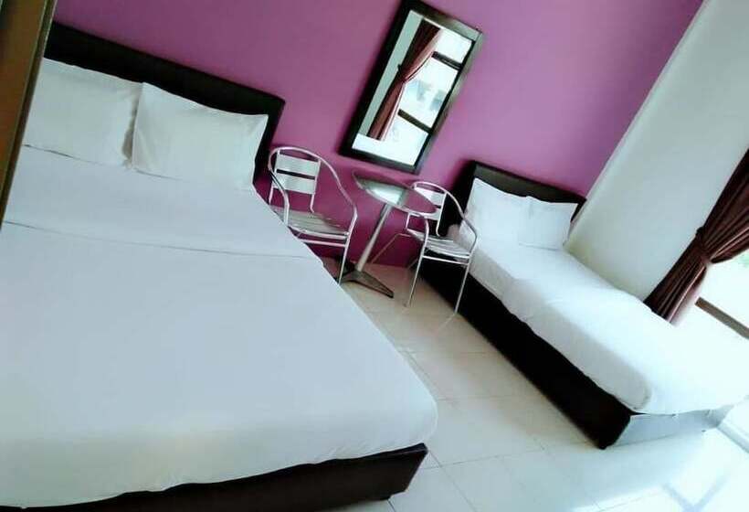 בית מלון כפרי Max Ferringhi