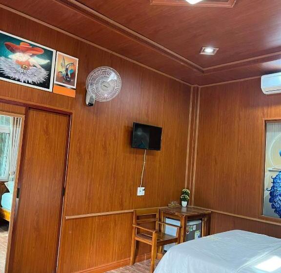 هتل Mayfair Valley