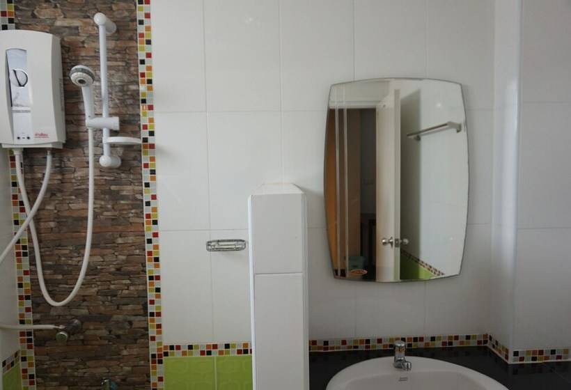 호텔 Mt Place Sakon Nakhon