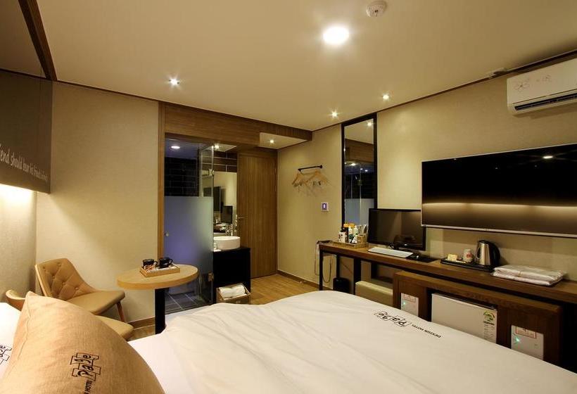 Hotel Dajeon Jungni Page