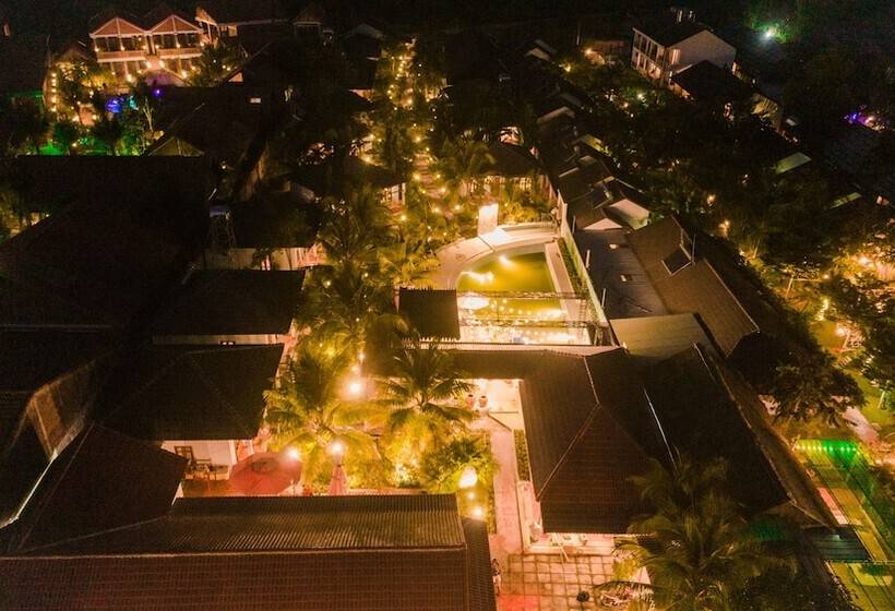 هتل Palm Hill Resort Phu Quoc