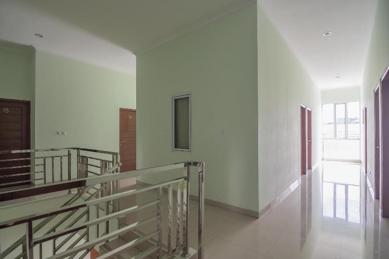 酒店 Reddoorz At Gatot Subroto Lampung