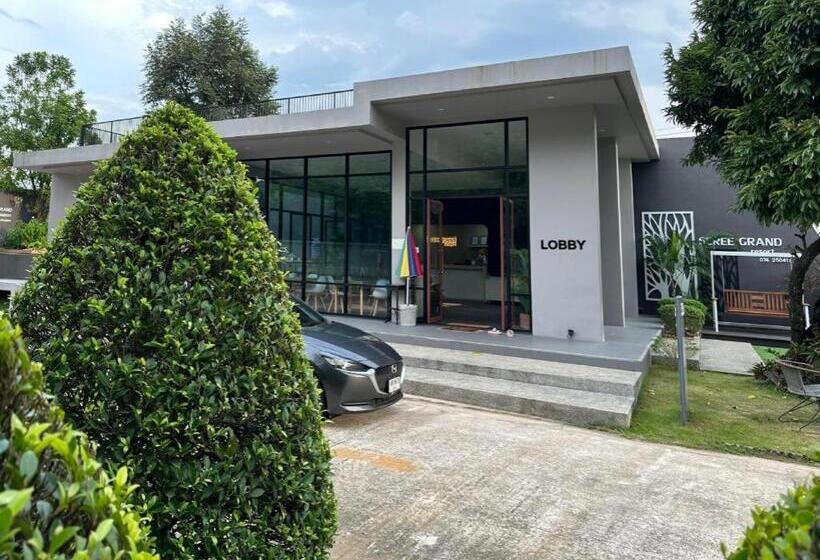 בית מלון כפרי Seree Grand Resort