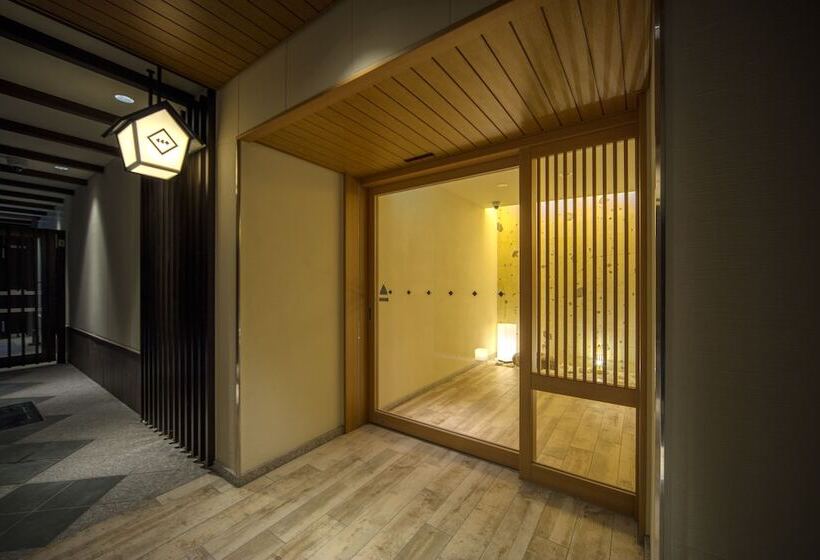 בית מלון כפרי Sotetsu Fresa Inn Kyotoshijokarasuma