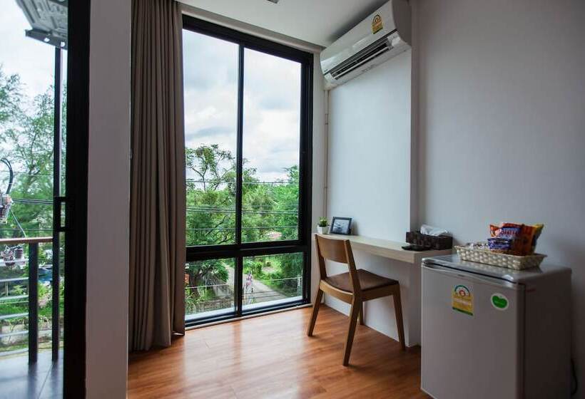 ホテル Thamm Residence