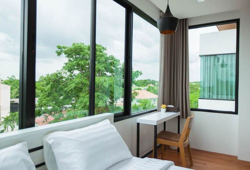 ホテル Thamm Residence