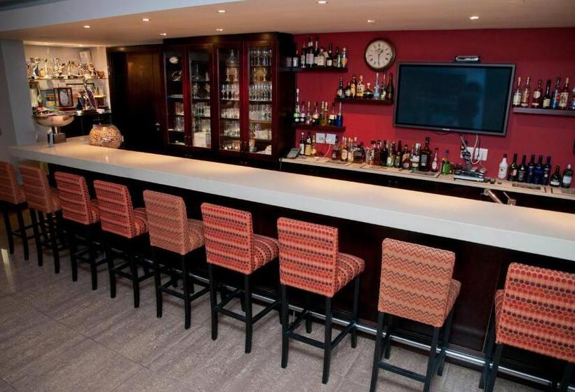 هتل The Mount Knysna