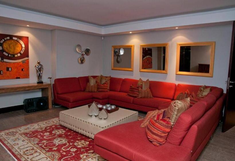 هتل The Mount Knysna