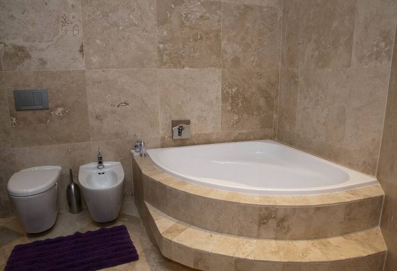 هتل The Mount Knysna