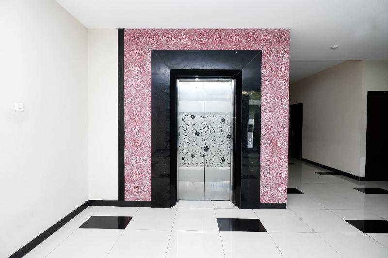 فندق Utc  Semarang