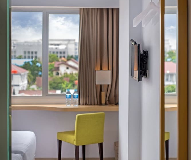 Whiz Hotel Sudirman Pekanbaru