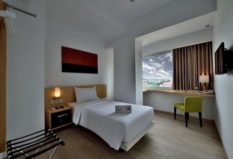 Whiz Hotel Sudirman Pekanbaru