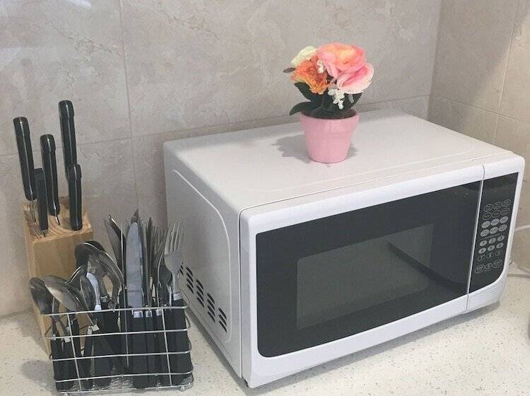 Ivy Units Glen Waverley