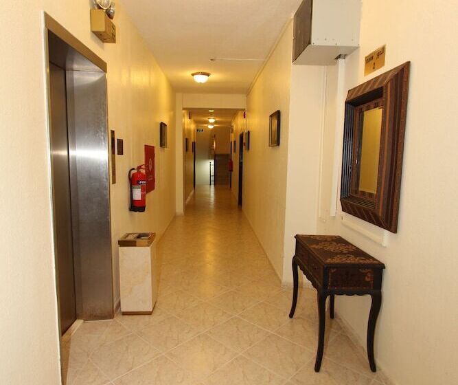 Khalifa Tower Hotel Apartments