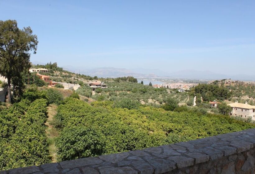 Klymeni Traditional Homes