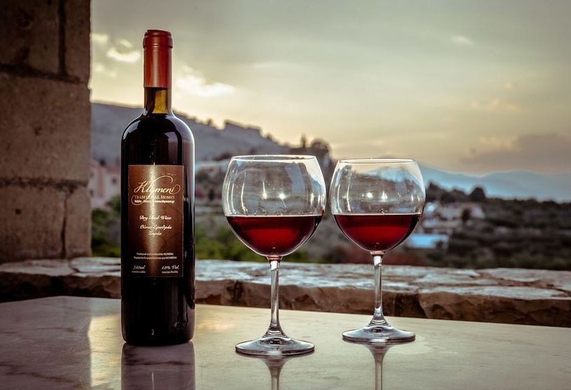 Klymeni Traditional Homes