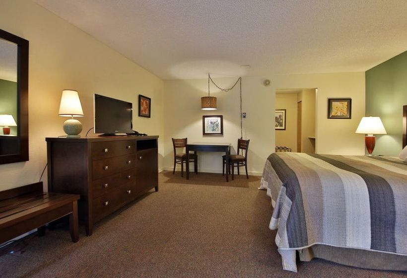 فندق على الطريق Harbor Inn