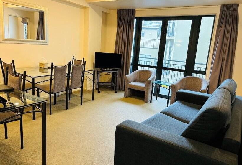 모텔 Southgate Motor Inn