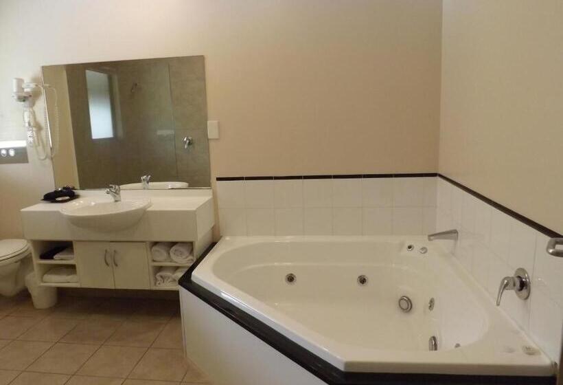 모텔 Southgate Motor Inn